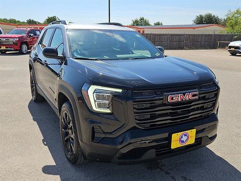 Used 2025 GMC Terrain Elevation w/ Black Edition AWD/4WD image 7