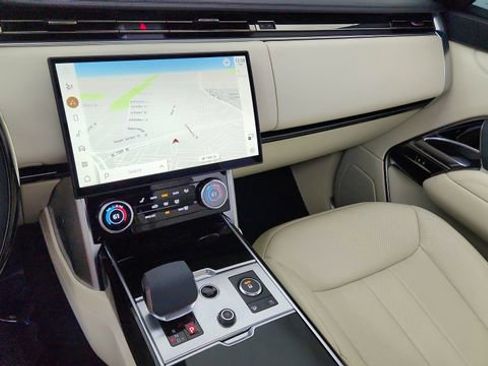 Used 2023 Land Rover Range Rover SE AWD/4WD image 41