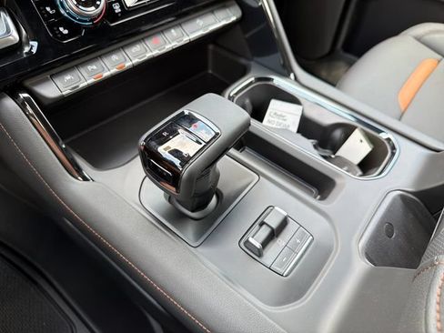 New 2026 GMC Sierra 1500 AT4 w/ AT4 Premium Package AWD/4WD image 15