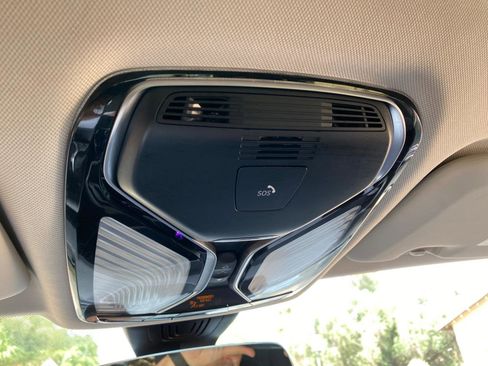 Used 2020 BMW X7 xDrive40i w/ Premium Package AWD/4WD image 82