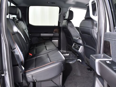 New 2026 Ford F350 Lariat w/ Black Appearance Package image 19