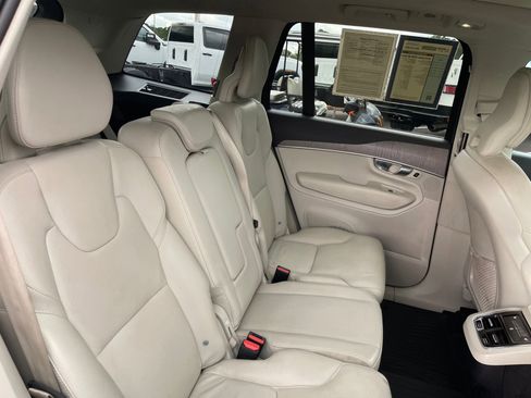 Used 2023 Volvo XC90 B6 Core w/ Protection Package Premier AWD/4WD image 25