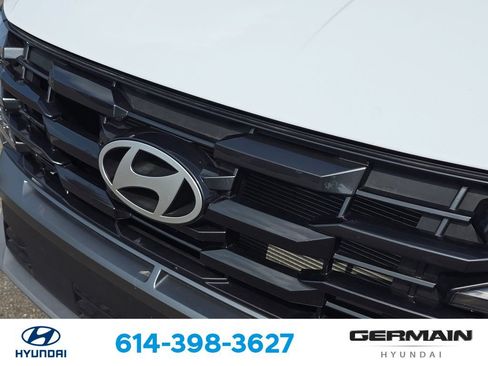 Certified 2025 Hyundai Tucson SE FWD image 14