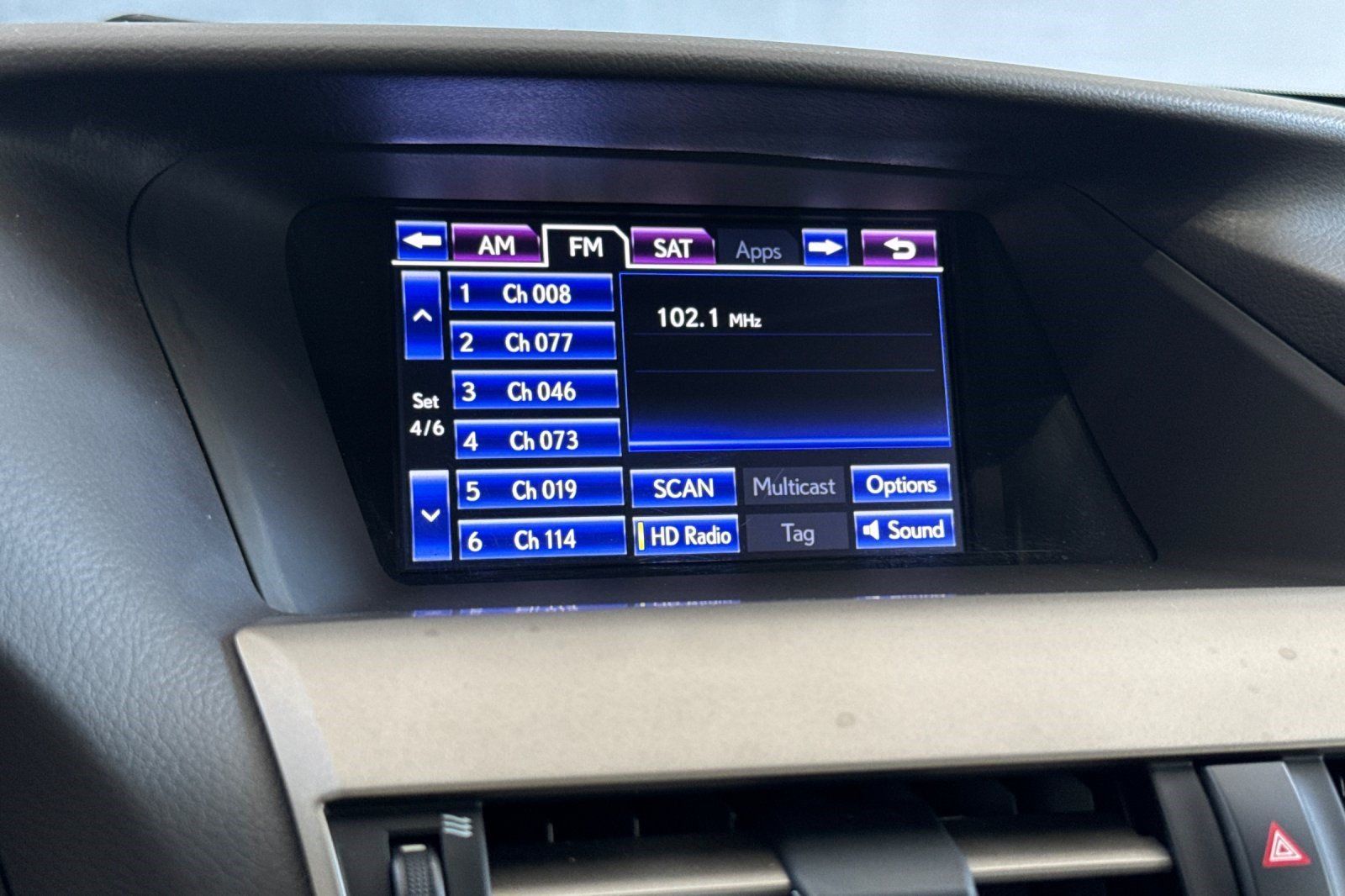 Used 2015 Lexus RX 450h AWD image 24