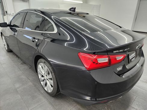 Used 2017 Chevrolet Malibu Premier w/ Premier Sun and Wheel Package image 6
