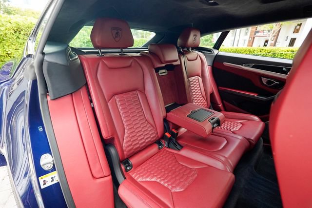 Used 2022 Lamborghini Urus AWD/4WD image 92