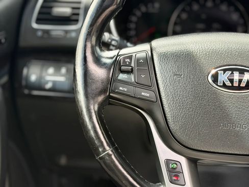 Used 2014 Kia Sorento SX w/ 3rd Row Package AWD/4WD image 44