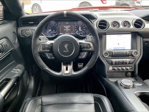 Used 2022 Ford Mustang Shelby GT500 w/ Technology Package image 10