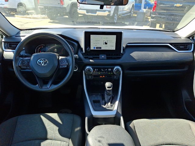 Used 2025 Toyota RAV4 XLE FWD image 11