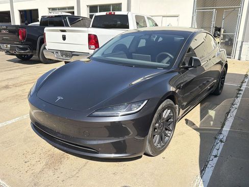 Used 2025 Tesla Model 3 Long Range image 1