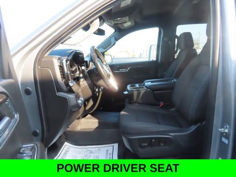 Used 2023 GMC Sierra 1500 SLE image 18