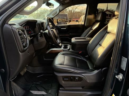 Used 2019 Chevrolet Silverado 1500 LT Trail Boss image 12