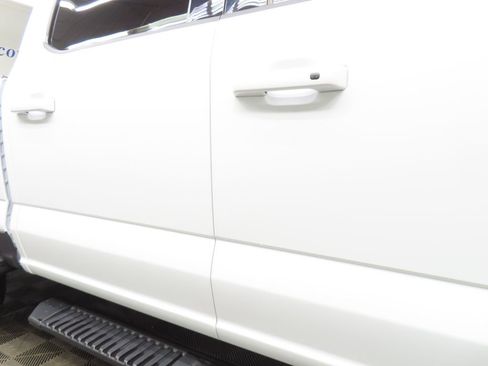 Used 2024 Ford F350 XLT w/ XLT Premium Package AWD/4WD image 31