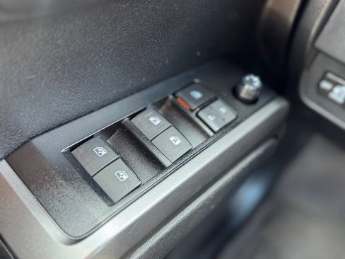 Used 2023 Toyota Tacoma TRD Sport image 11