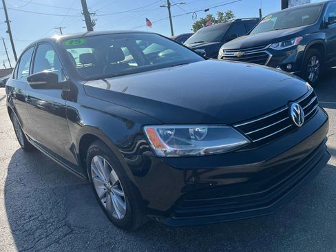 Used 2015 Volkswagen Jetta SE image 4