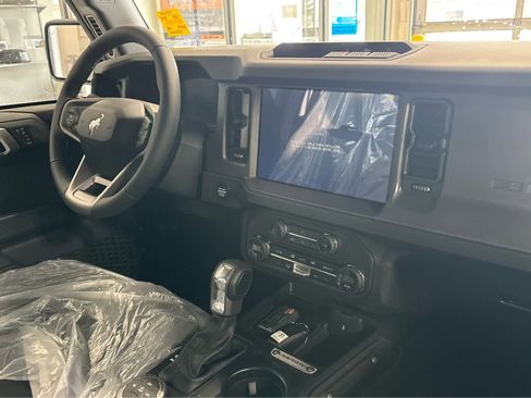 New 2025 Ford Bronco Big Bend image 12