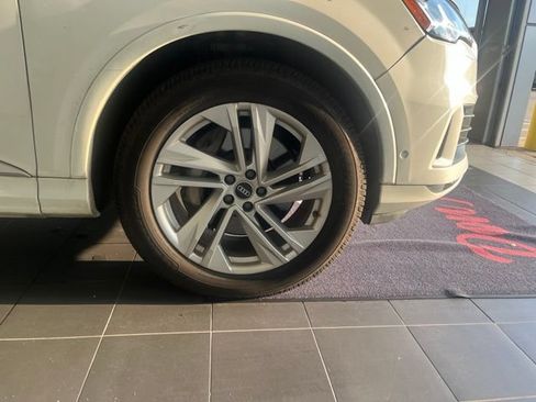 Used 2021 Audi Q7 3.0T Premium Plus AWD/4WD image 6