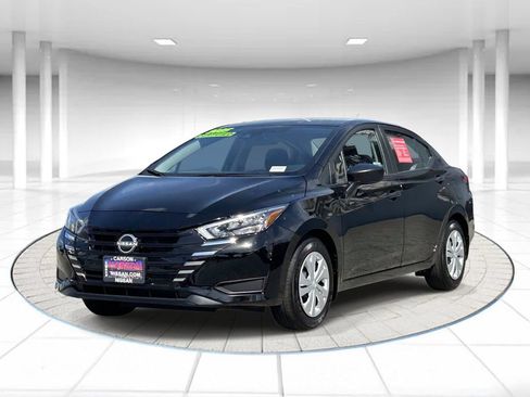 Certified 2025 Nissan Versa S w/ Trunk Package FWD image 1