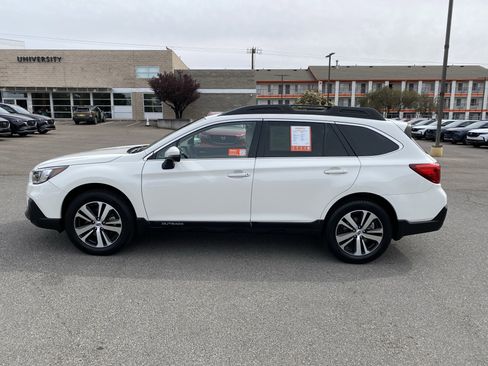 Used 2018 Subaru Outback 3.6R Limited image 55