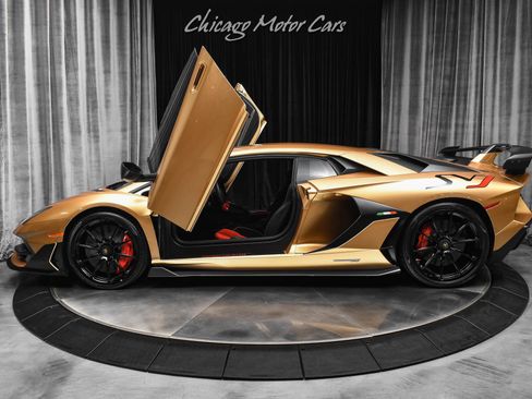 Used 2019 Lamborghini Aventador SVJ AWD/4WD image 34