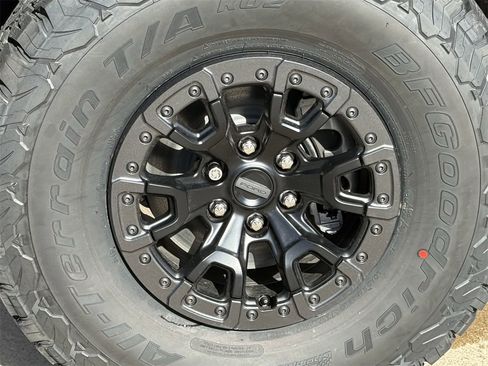 New 2025 Ford Bronco Raptor w/ Interior Carbon Fiber Pack image 33