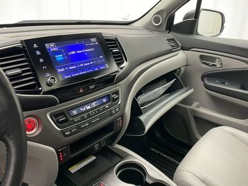Used 2023 Honda Ridgeline RTL-E image 19
