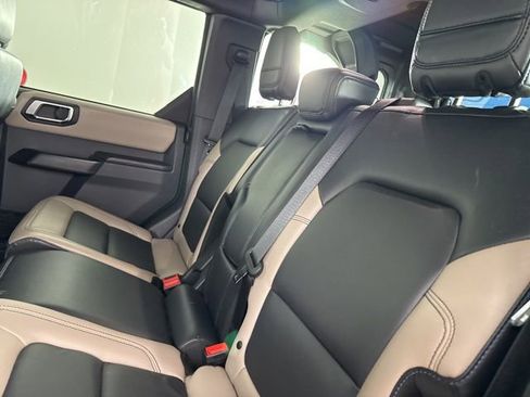Certified 2024 Ford Bronco Wildtrak image 13