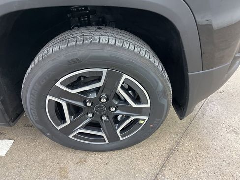 New 2026 Jeep Cherokee Limited AWD/4WD image 13