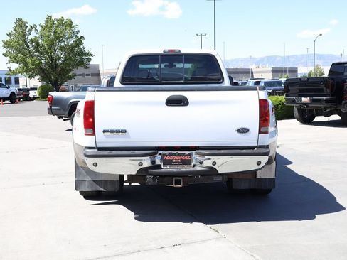 Used 2007 Ford F350 Lariat AWD/4WD image 5