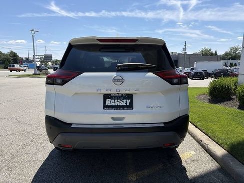 Certified 2023 Nissan Rogue SV w/ SV Premium B Package AWD/4WD image 26