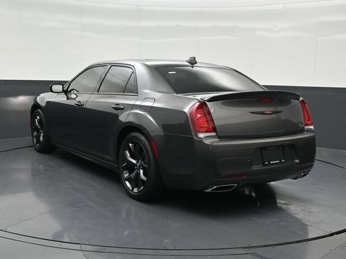 Used 2023 Chrysler 300 S w/ Comfort Group RWD image 3