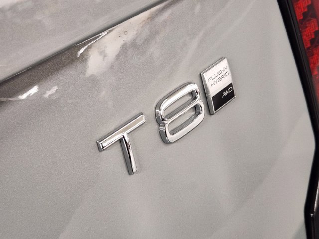 New 2026 Volvo XC90 T8 Plus w/ Protection Package Premier AWD/4WD image 13