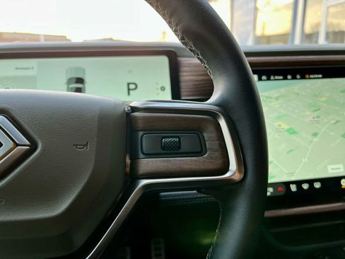 Used 2024 Rivian R1T Adventure image 22