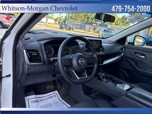 Used 2023 Nissan Rogue SV FWD image 10