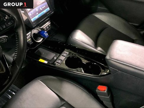 Used 2021 Toyota Prius Prime XLE FWD image 17