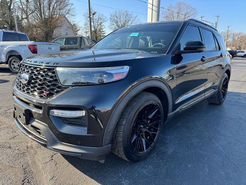 Used 2020 Ford Explorer ST AWD/4WD image 3