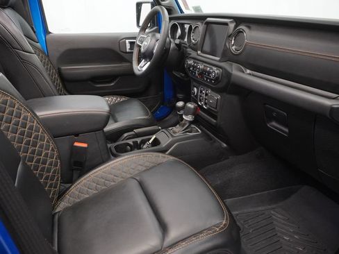 Used 2023 Jeep Wrangler Unlimited Sahara AWD/4WD image 49