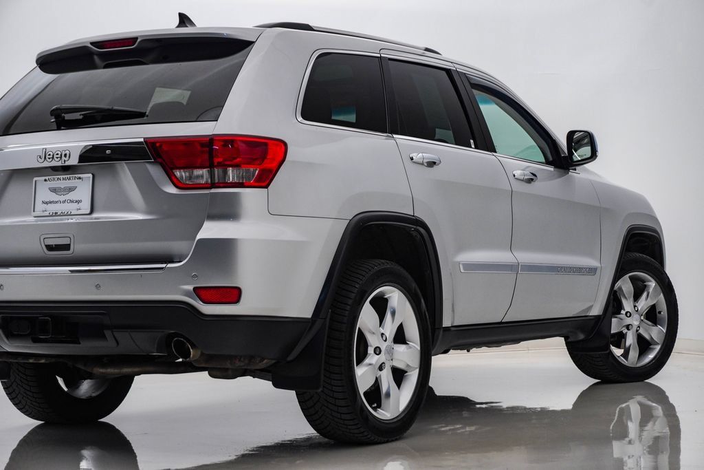 Used 2011 Jeep Grand Cherokee Overland AWD/4WD image 10