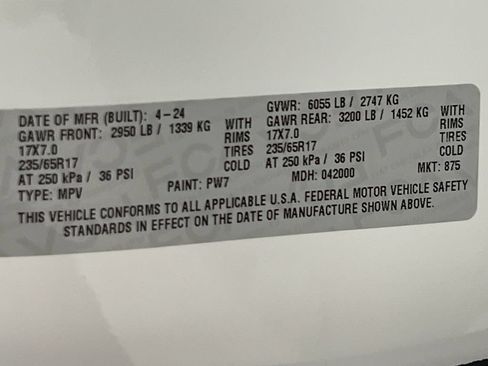 Used 2024 Chrysler Pacifica Touring-L FWD image 87