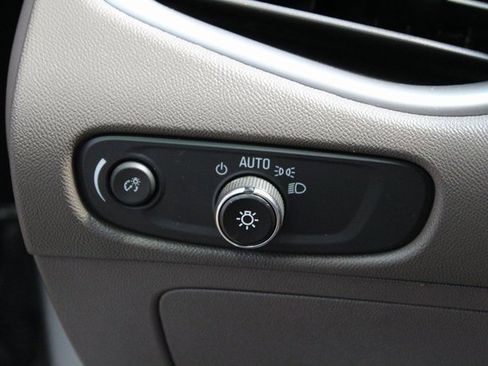 Used 2022 Chevrolet Malibu LT image 13