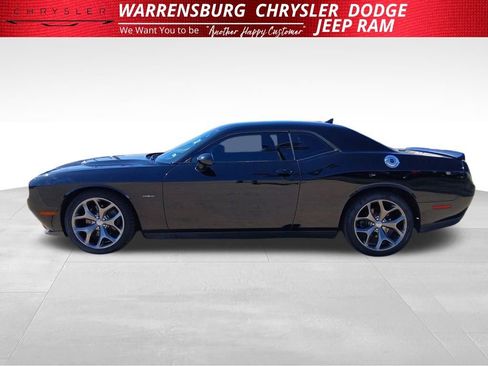 Used 2015 Dodge Challenger R/T w/ Quick Order Package 28B R/T image 7