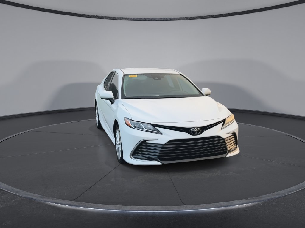 Used 2023 Toyota Camry LE FWD image 3