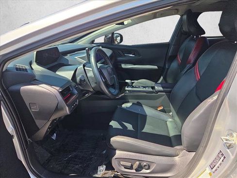 Used 2024 Toyota Prius Prime FWD image 15