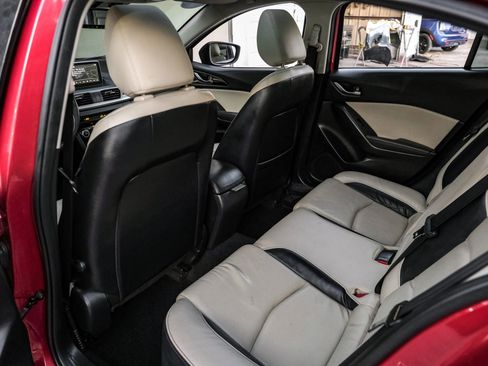 Used 2016 MAZDA MAZDA3 s Grand Touring image 41