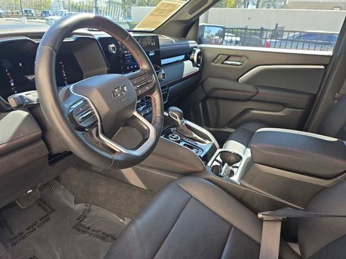 Used 2023 Chevrolet Colorado Z71 w/ Z71 Convenience Package 2 image 12