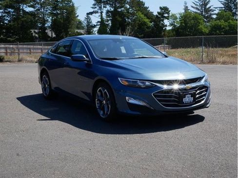 Used 2024 Chevrolet Malibu LT image 7