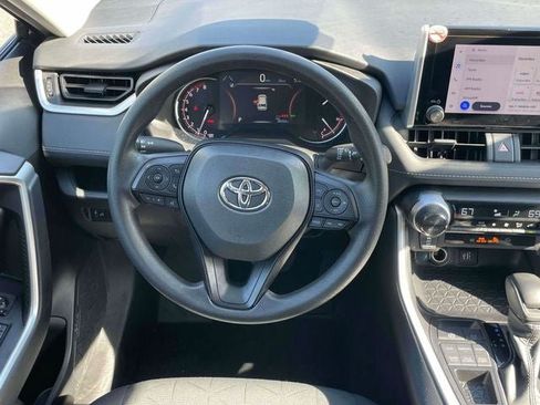 Certified 2025 Toyota RAV4 XLE AWD/4WD image 16