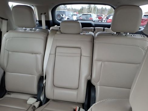 Used 2023 Ford Explorer XLT w/ Equipment Group 202A image 14