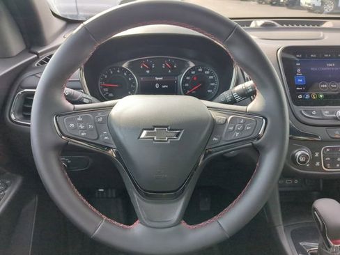 Used 2024 Chevrolet Equinox RS w/ RS Leather Package image 17