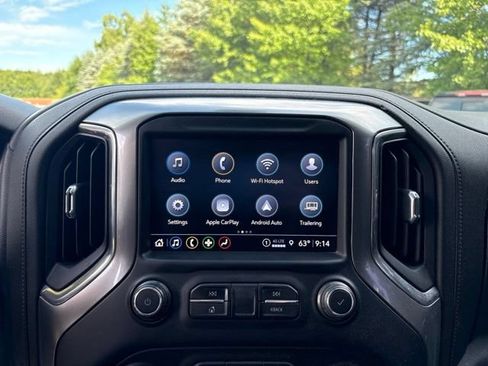 Used 2021 Chevrolet Silverado 1500 LT Trail Boss w/ Convenience Package II AWD/4WD image 9